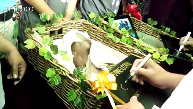 Ridwan Kamil Beri Nama Bayi Orang Utan Seperti Nama Artis