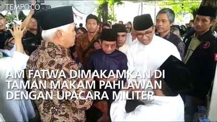 AM Fatwa Dimakamkan di Taman Makam Pahlawan