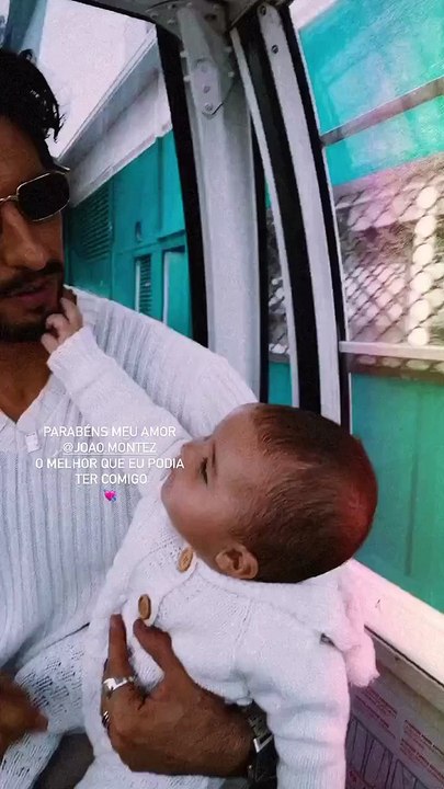 Inês Gutierrez e João Montez com a filha Maria...