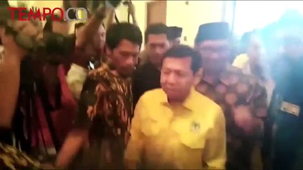 Golkar Serahkan SK Pencalonan Ridwan Kamil Daniel Mutaqien