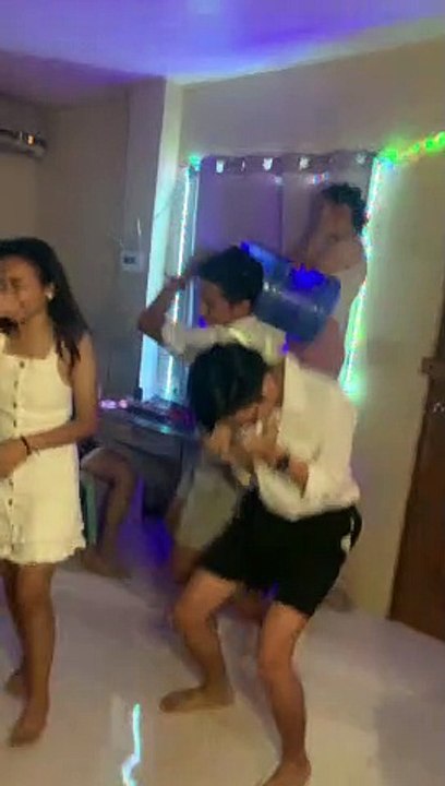Suitor's Proposal Leads to Flooded Room
