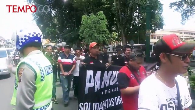 Ratusan Pengemudi Online Demo Tolak Permenhub Nomor 108 Tahun 2017