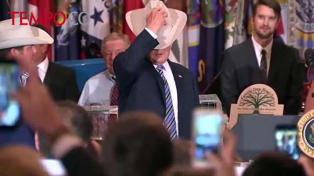 Larang Warga 7 Negara Masuk Amerika, Umat Islam Unjuk Rasa