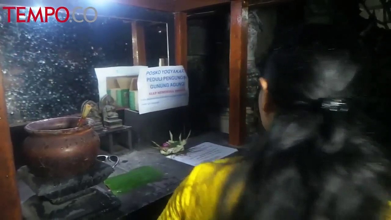 GUNUNG AGUNG AWAS, UMAT HINDU DI YOGYAKARTA GELAR DOA BERSAMA