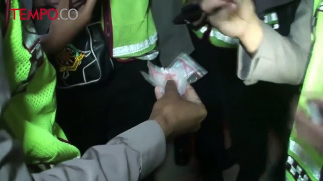 Razia Alun-alun Kota Serang, Polisi Sita Miras dan Obat Keras