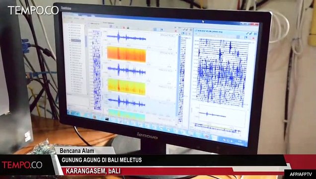 Gunung Agung di Bali Meletus