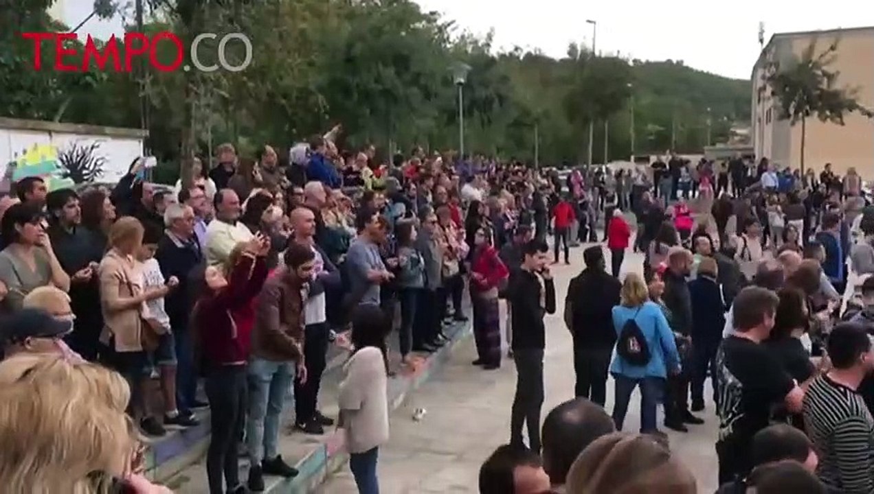 Referendum Catalonia Ricuh Polisi dan Warga Bentrok