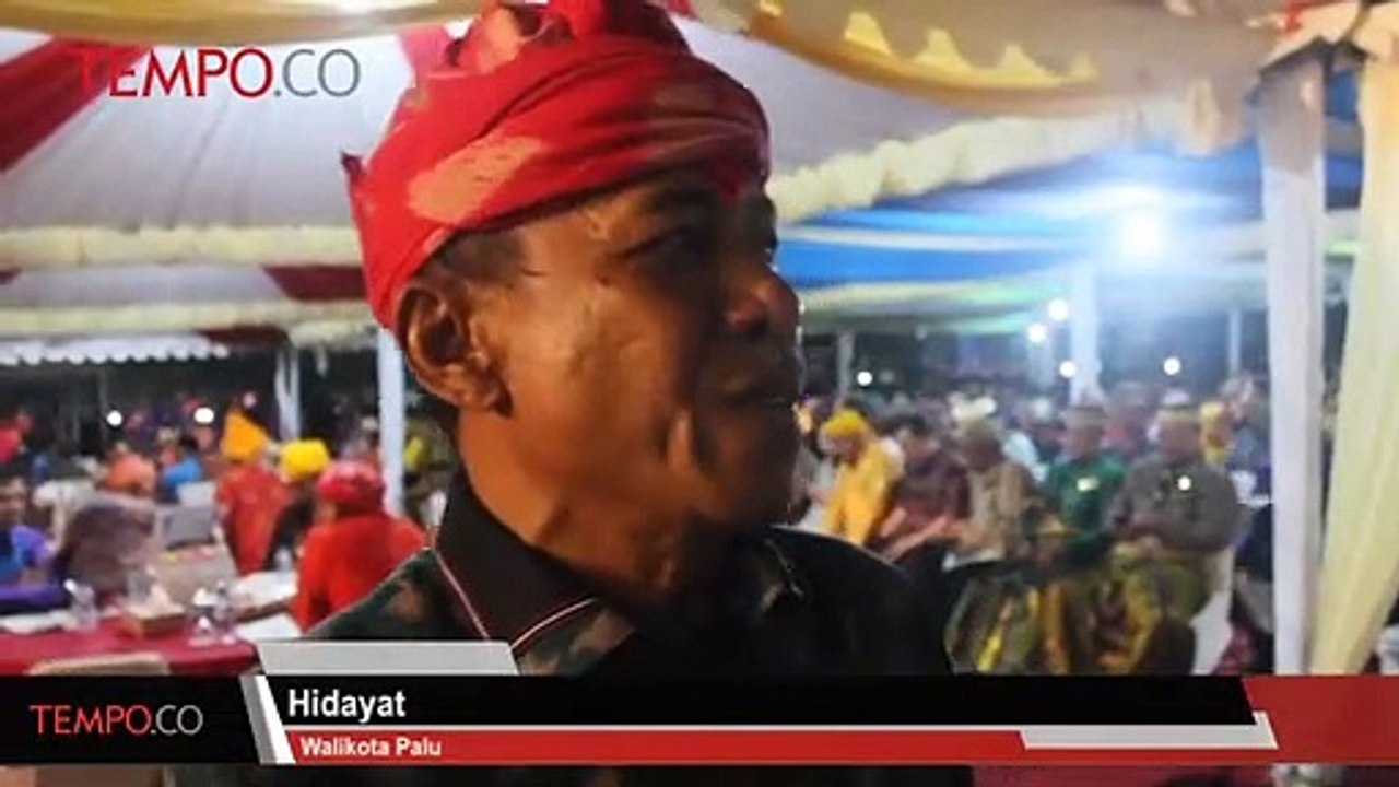 Festival Palu Nomoni Angkat Budaya Lembah Palu Lewat Kampung Kaili