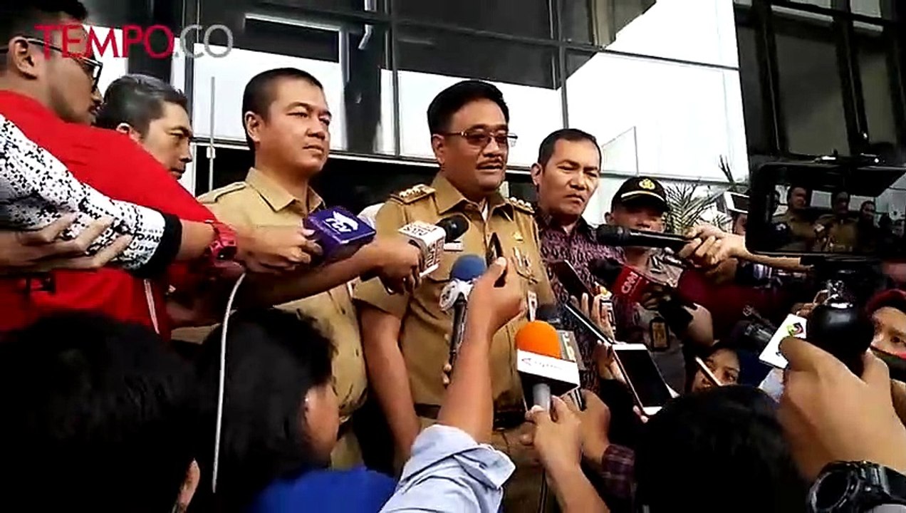 Gubernur DKI Jakarta Djarot Saiful Hidayat menghadiri acara penandatanganan MOU dengan KPK