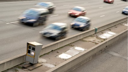 Radars : les nouveaux panneaux de signalisation arrivent sur les routes, voici à quoi ils ressemblent (1)