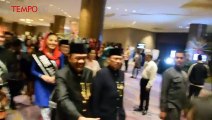 Gubernur DKI Djarot Terpikat Motif Batik Ahok