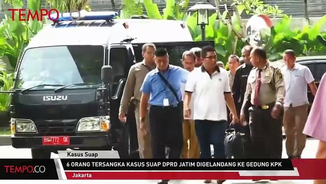 6 Tersangka Kasus Suap DPRD Jatim Digelandang ke Gedung KPK
