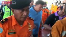Kapal Terbakar, 2 Wanita Ini Terjun ke Laut, Diselamatkan Kapal Kontainer