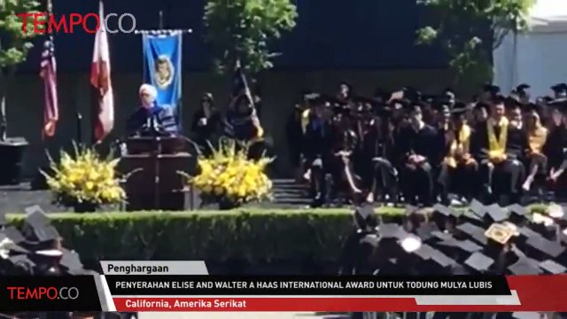 Seremoni Penyerahan Penghargaan untuk Todung Mulya Lubis di California