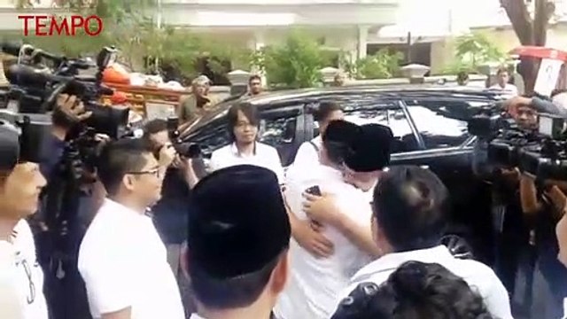 Pilkada DKI, Usai Nyoblos Anies Sandiaga Datangi Posko Pemenangan