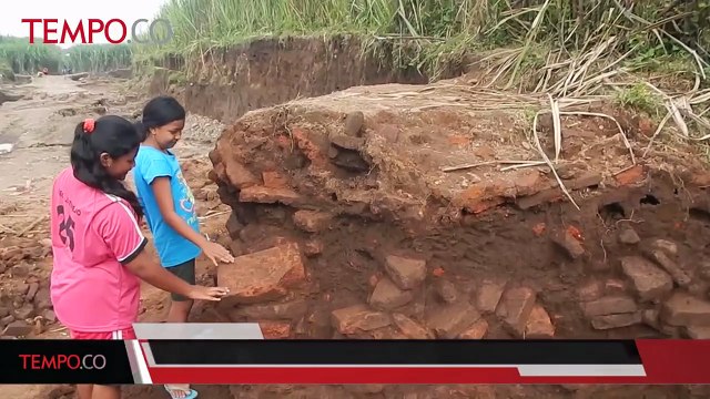Penggalian Lahan Rusak Bangunan Situs Zaman Majapahit