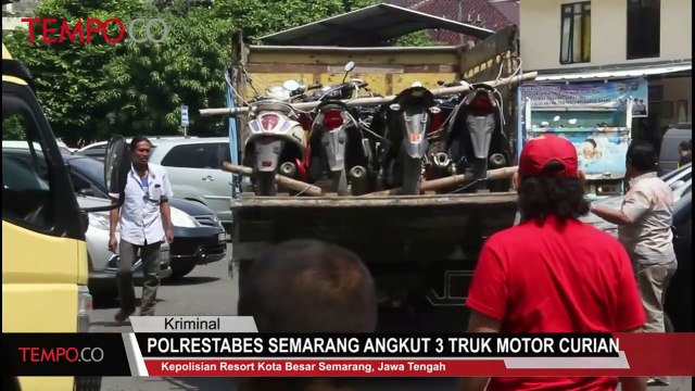 Polrestabes Semarang Angkut 3 Truk Motor Curian