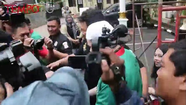 Jalani Rehabilitasi, Ridho Rhoma Dibawa ke RSKO Cibubur