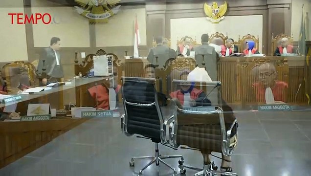 Korupsi Alkes, Siti Fadilah Supari Dituntut 6 Tahun Penjara