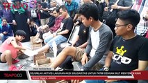 Sejumlah Aktivis Lakukan Aksi Solidaritas Untuk Patmi dengan Menyemen Kaki