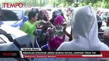 Menolak Digusur, Demo Warga Ricuh, Massa Lempari Truk TNI