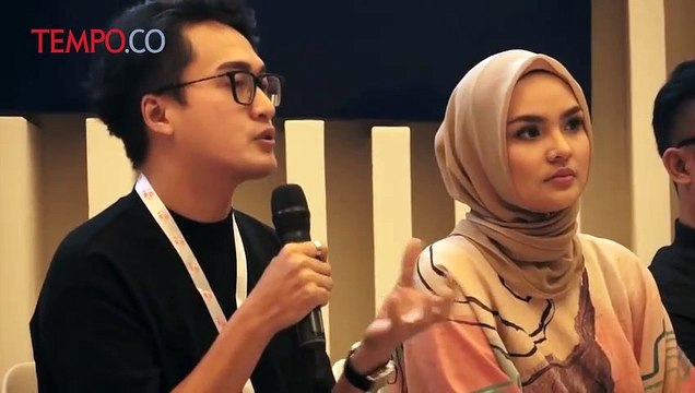 Nuansa Hitam Putih Orchid Ala Barli Asmara