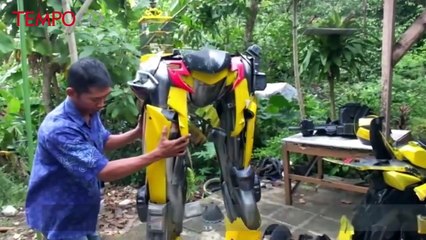 Dua Pemuda Ciptakan Robot Transformer dari Limbah Motor