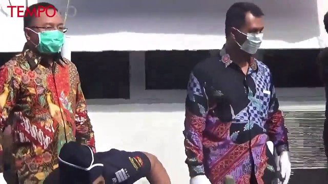 Bea Cukai Sulawesi Selatan Musnahkan Puluhan Botol Miras dan Jutaan Rokok Ilegal