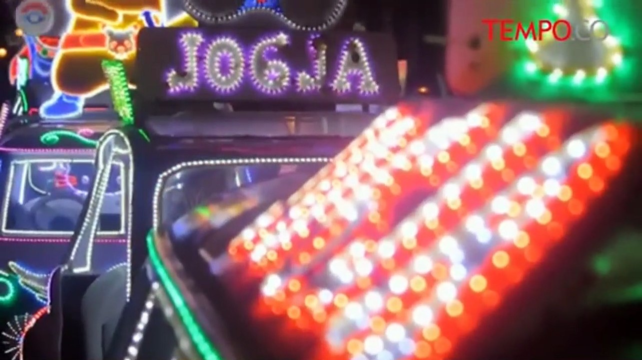 Meriahnya Berwisata Malam dengan Odong-Odong Hias di Yogya