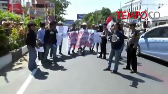 Pendemo Adu Mulut dengan Polisi, Tuntut Usut Kasus Salah Tangkap