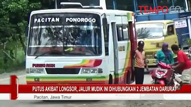 Putus Akibat Longsor, Jalur Mudik Ini Dihubungkan 2 Jembatan Darurat