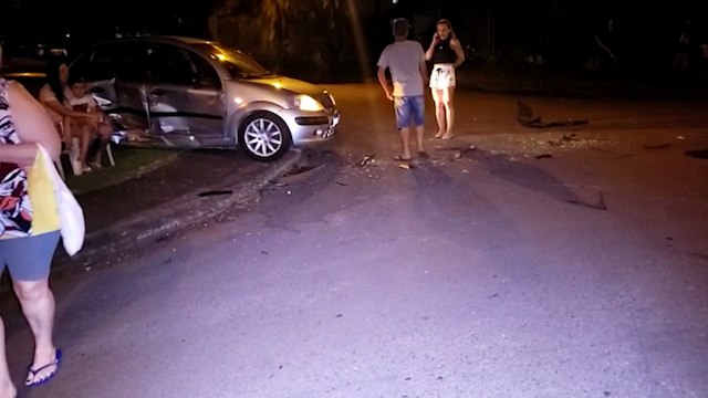 Veículos se envolvem em colisão e motorista embriagado tenta fugir, mas é contido no Parque São Paulo