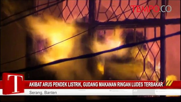 Akibat Arus Pendek Listrik, Gudang Makanan Ringan Ludes Terbakar