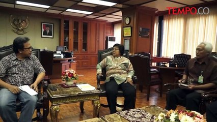 Siti Nurbaya Ancam Izin Perusahaan Pembakar Hutan