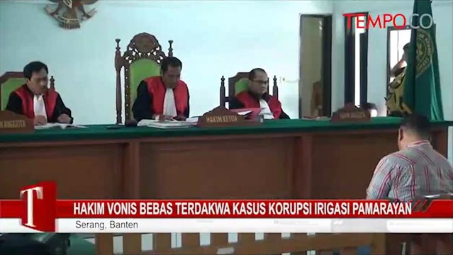 Hakim-Vonis-Bebas-Terdakwa-Kasus-Korupsi-Irigasi-Pamarayan.flv