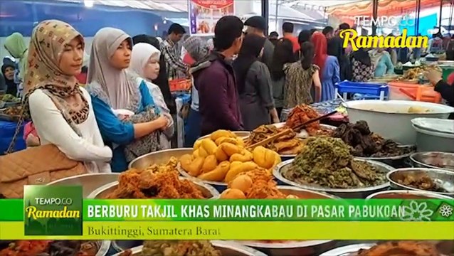 Berburu Takjil Khas Minangkabau di Pasar Pabukoan