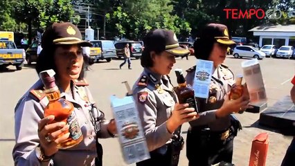 Polisi Sita Ribuan Miras dan Petasan Selama Ramadan