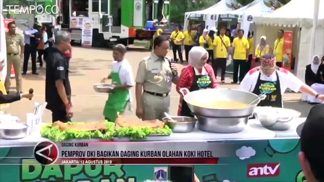 Pemprov DKI Bagikan Daging Kurban Olahan Koki Hotel Bintang Lima