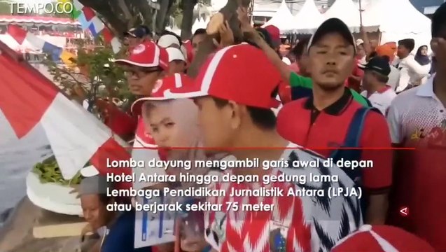 Lomba Dayung Menyambut HUT RI ke 74 di Kali Pasar Baru