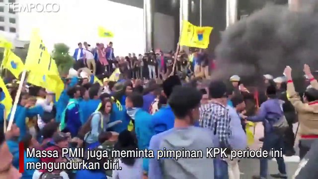 Aksi Unjuk Rasa di KPK Ricuh