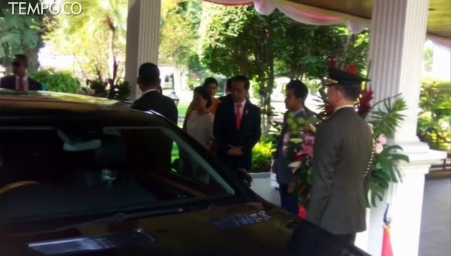 Jokowi Didampingi Keluarga Menuju Gedung Parlemen