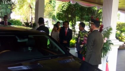 Jokowi Didampingi Keluarga Menuju Gedung Parlemen