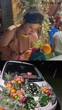 Cô dâu tự tay trang trí xe hoa quả đặc biệt trong ngày đón dâu