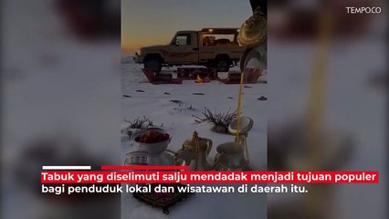 Gurun di Arab Saudi Bersalju Usai Diterjang Badai