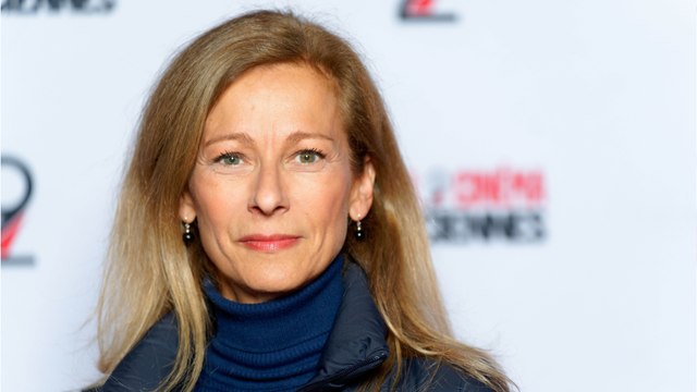 GALA VIDÉO - Manuel Valls : son ex Anne Gravoin en couple, rare sortie avec son nouveau compagnon