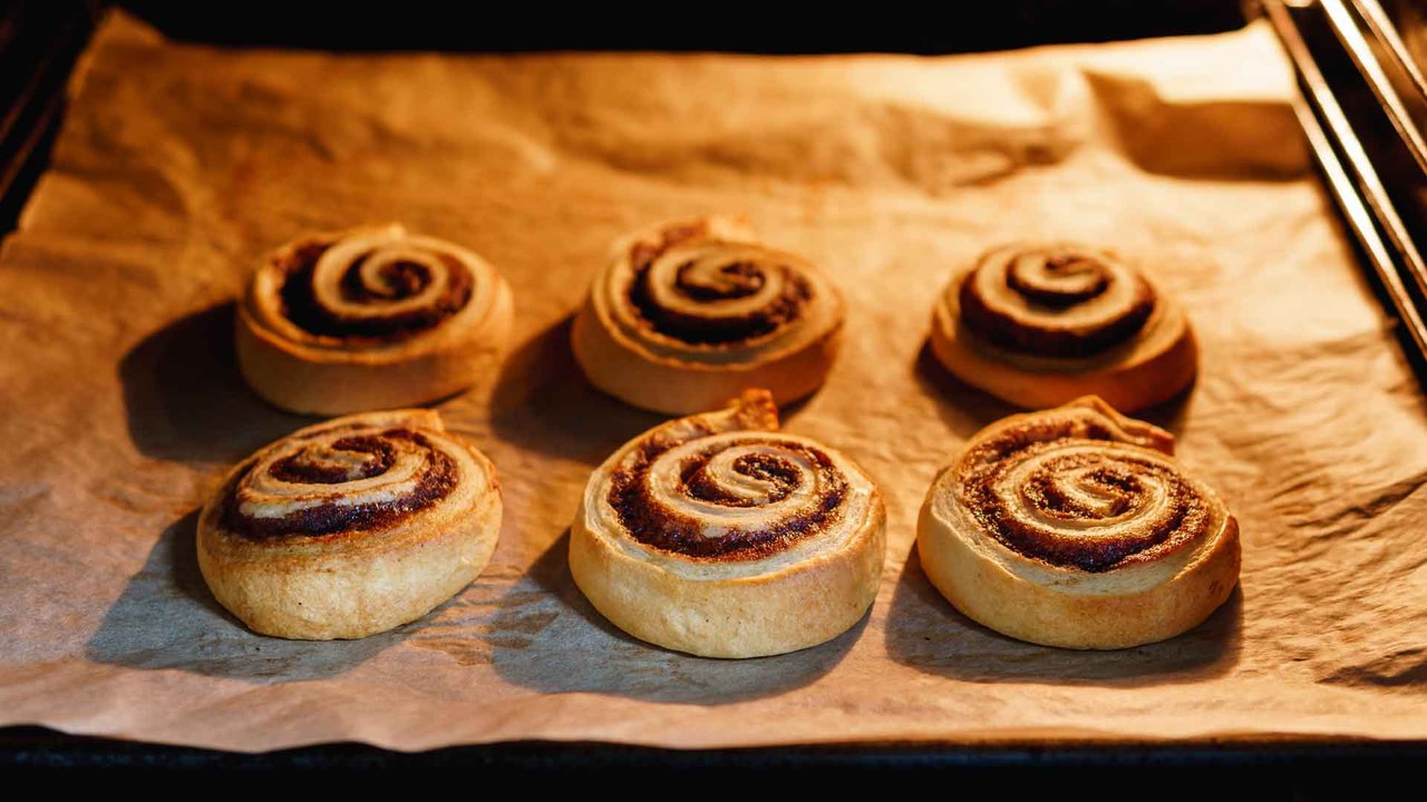 Genialer Backpapier-Trick: Auf diesen Trick schwören Backprofis!