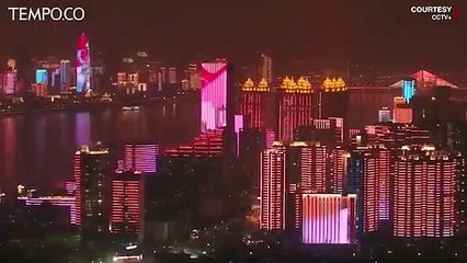 Wuhan Gelar Pertunjukan Lampu, Hormati Pahlawan Virus Corona