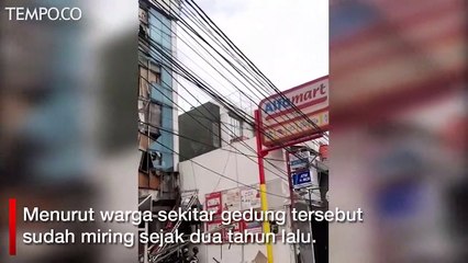 Download Video: Kronologi Gedung Alfamart Slipi Roboh