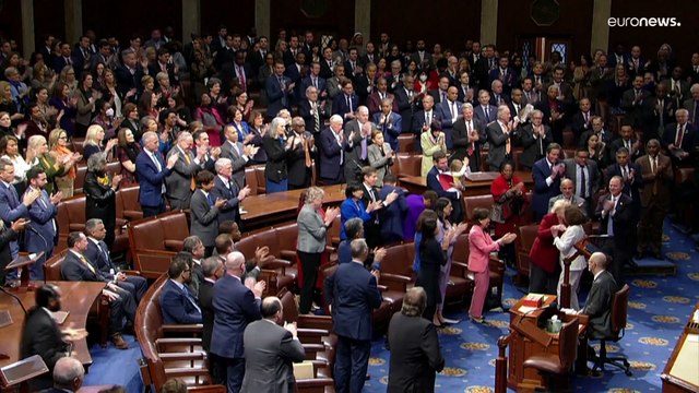 Nancy Pelosi deixa liderança democrata