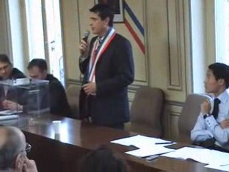 Frédéric Lacas, maire de Sérignan